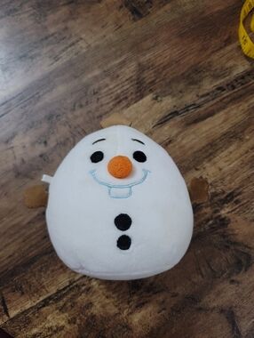 Disney Frozen Olaf Squishmallow